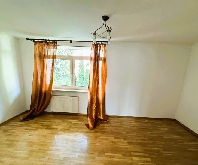 Продаж будинку 10 кімнат, 697.23 m², 3 поверхи. 28, Pasternik , Krakow. 